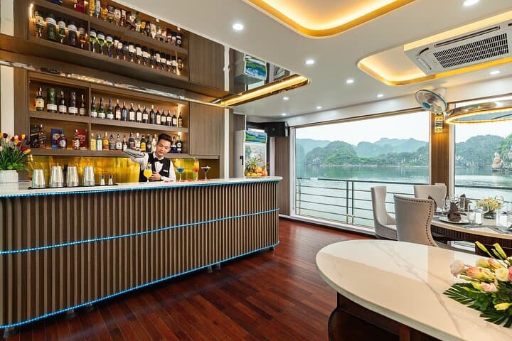 Halong Bay Hercules Premium Day Cruise: Ti Top, Sung Sot & Luon Cave photo 3