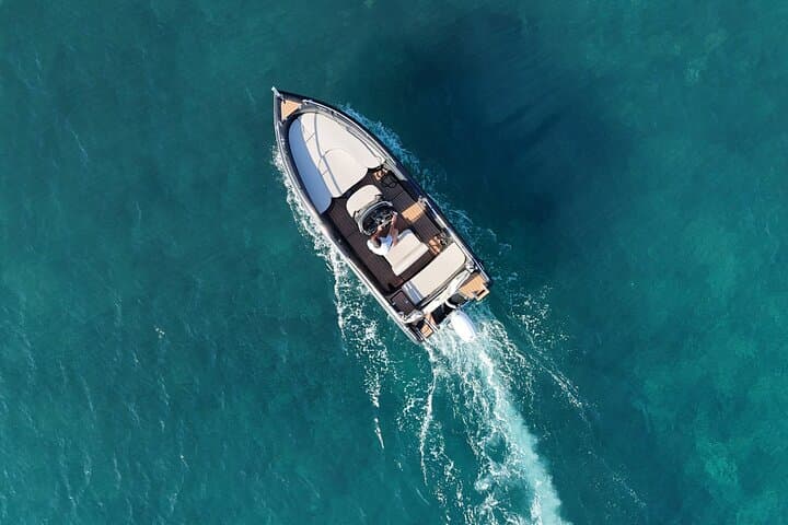 Santorini License-Free Boat Rental — Half & Full-Day Trips to Hot Springs and Red Beach photo 4