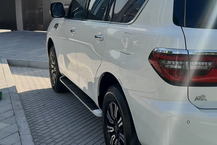 Dubai Full-Day Private Car and Driver Hire — Private Chauffeur Service photo 5