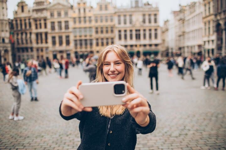 Brussels to Amsterdam Private Transfer with 2-Hour Gouda Stop photo 3