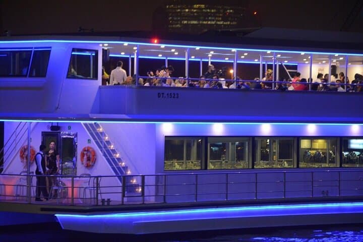 Sunset Catamaran Dinner Cruise in Dubai Marina with Hotel Transfer photo 3