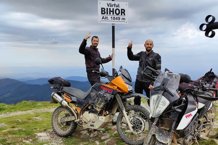 Transylvania Motorcycle Adventure: 4-Day On/Off-Road Apuseni Tour