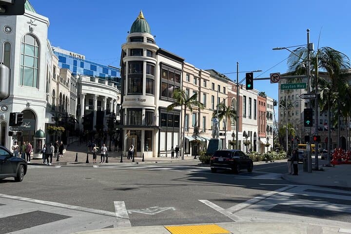 Los Angeles Private Guided City SUV Sightseeing Tour — Full-Day Custom Experience photo 2