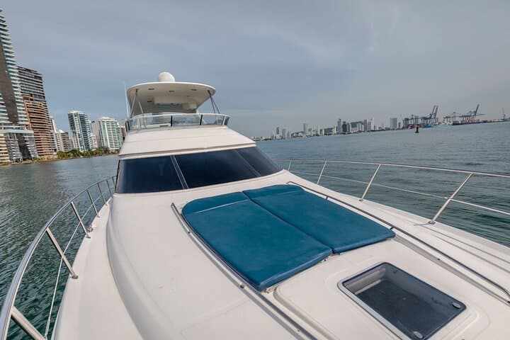 Cartagena Luxury Charter: Sea Ray 56 8-Hour Yacht to the Rosario Islands photo 5