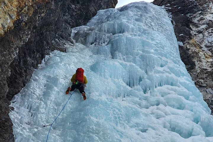 Backcountry Ice Climbing in the San Juans: Ouray and Telluride with Mountain Trip photo 4