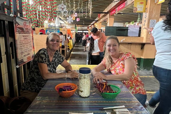 Antigua Foodie and Street Food Tour — Best Local Eats & Market Tastings photo 6