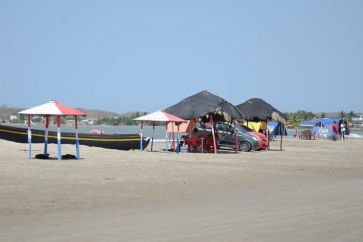 Totumo Volcano Mud Bath Tour from Cartagena: Mud Baths, Lunch & Pickup photo 3