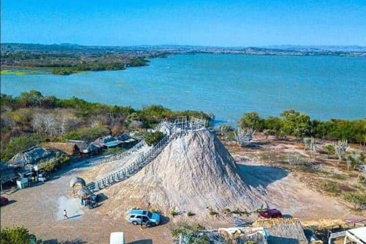 Totumo Volcano Mud Bath Tour from Cartagena: Mud Baths, Lunch & Pickup photo 5