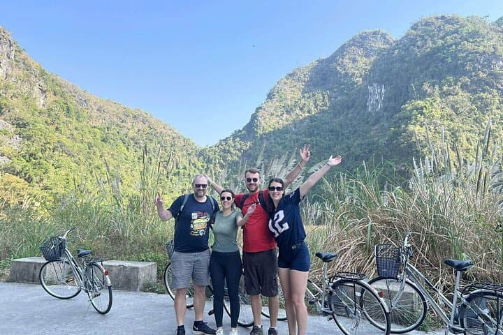 Cat Ba Full-Day Jungle Trek & Lan Ha Bay Kayak — Viet Hai Village Adventure photo 3