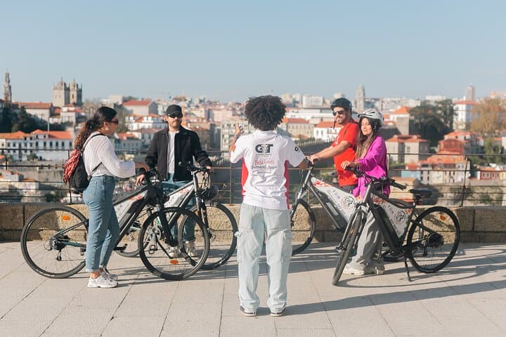 Private Electric Bike Tour in Oporto — 3-Hour E‑Bike Ride Along the Douro