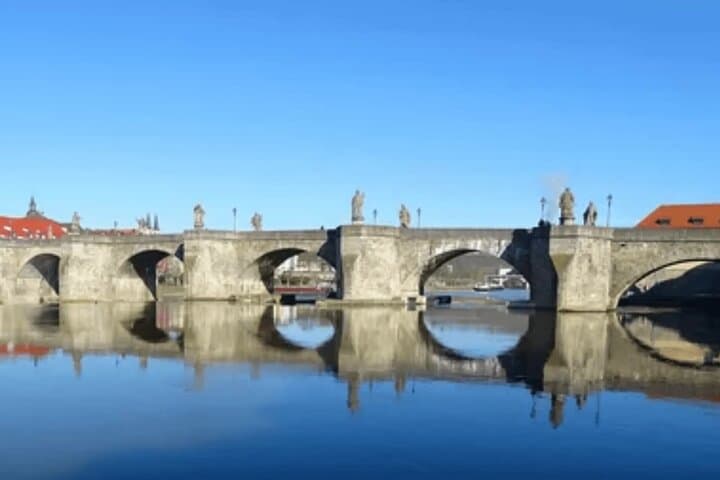 Würzburg Self-Guided Historical Walking Tour — Audio Riddles from Alte Mainbrücke to Juliuspromenade photo 6