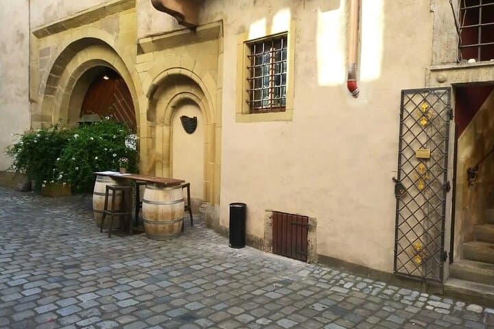 Würzburg Self-Guided Historical Walking Tour — Audio Riddles from Alte Mainbrücke to Juliuspromenade photo 3