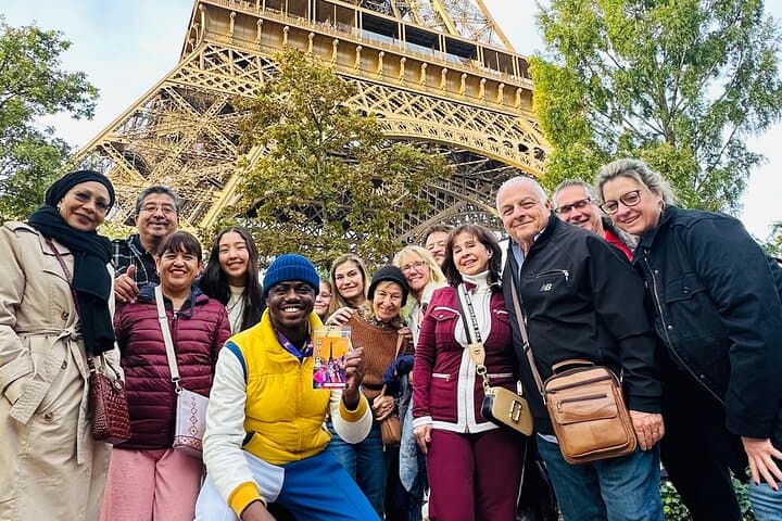 3-in-1 Paris: Eiffel Tower History, Seine Boat Cruise & Notre-Dame Walking Tour photo 3
