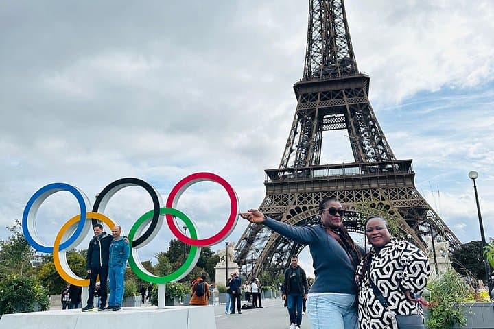 3-in-1 Paris: Eiffel Tower History, Seine Boat Cruise & Notre-Dame Walking Tour photo 4