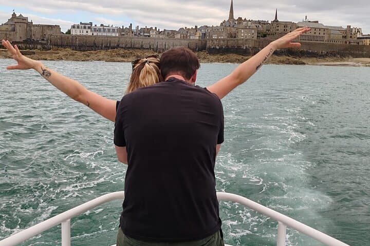 One-Hour Bay Cruise of Saint-Malo with a Local Guide photo 3