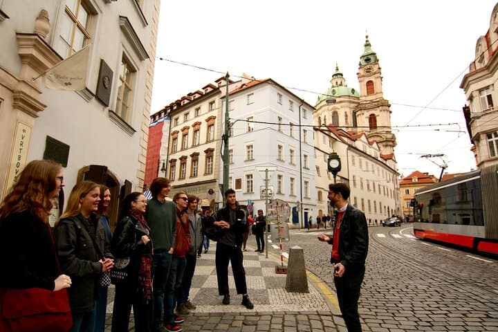 Private Prague All-Inclusive Tour: Castle, Charles Bridge & Old Town photo 3