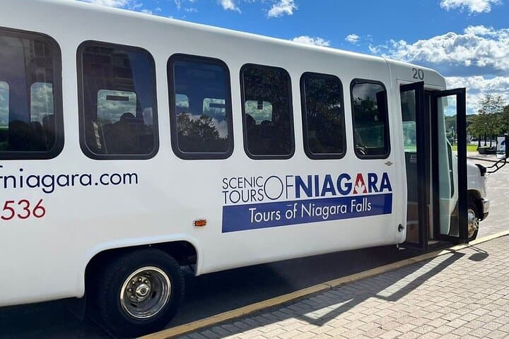 Winter Wonder Tour: Niagara Falls Winter Sights, Butterfly Conservatory & Behind the Falls photo 3