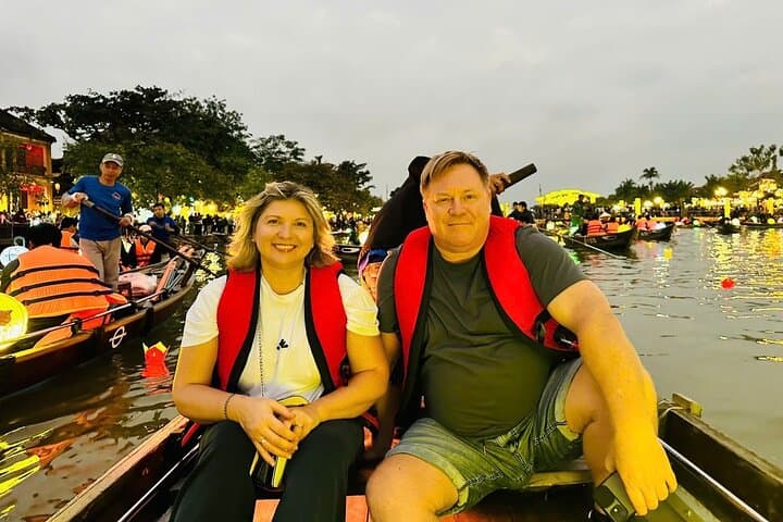 Hoi An Evening Lantern Walk & Sampan Boat Ride — Night Market Experience