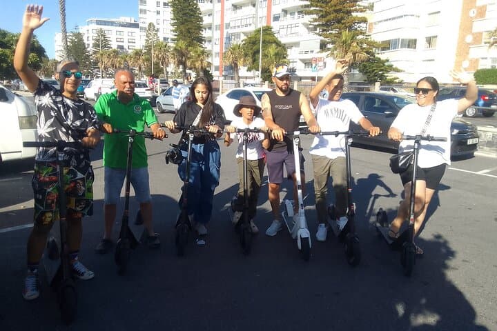 Cape Town Electric Scooter Tour: Waterfront, Mouille Point & Sea Point Ride photo 2