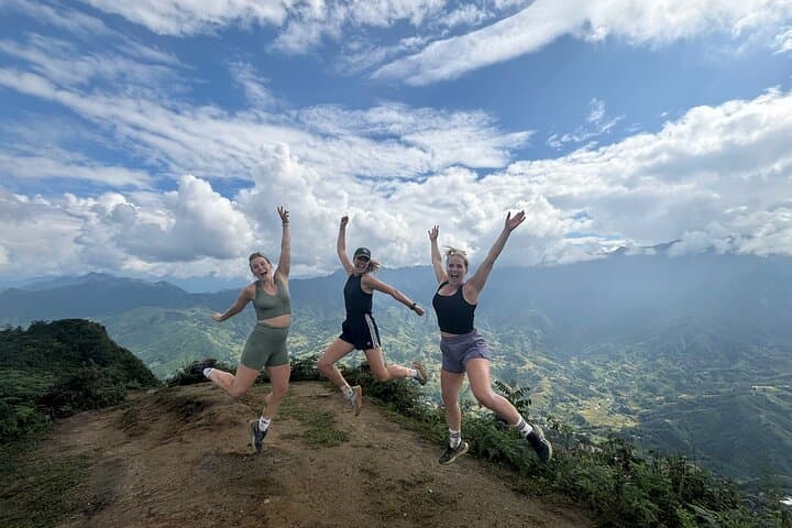 Sapa 2-Day Trek Through Hmong Villages and Rice Terraces — Homestay Experience photo 3
