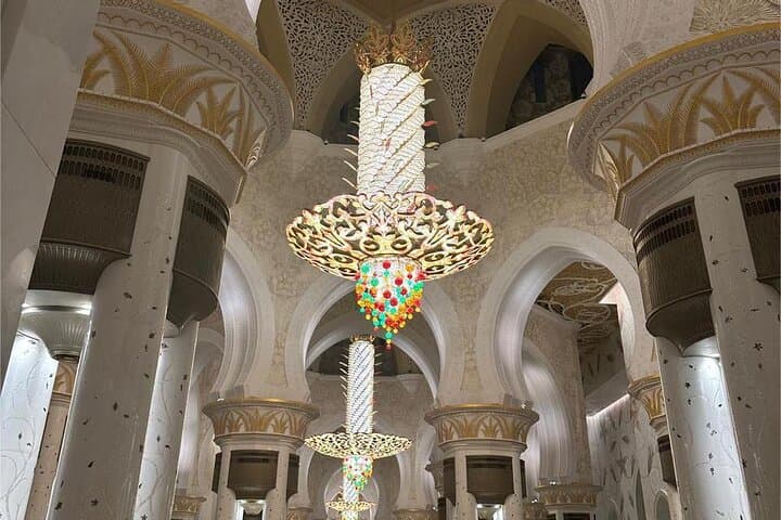 Louvre Abu Dhabi and Sheikh Zayed Grand Mosque Tour — Tickets & Practical Guide photo 5