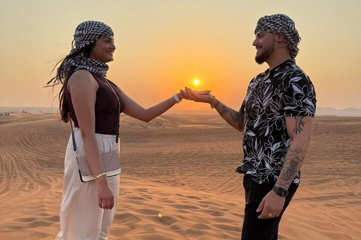 Dubai Evening Desert Safari: Dune Bashing, Sandboarding & Bedouin Camp Experience