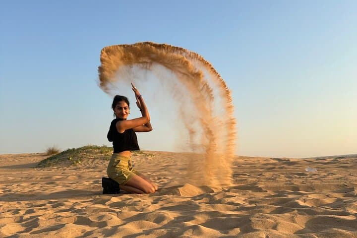 Dubai Evening Desert Safari: Dune Bashing, Sandboarding & Bedouin Camp Experience photo 5