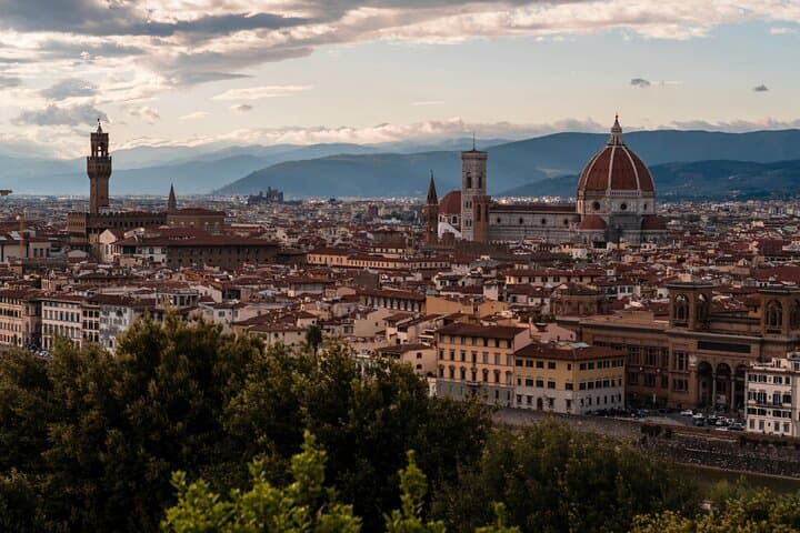 Proposal Photoshoot at Piazzale Michelangelo — Sunset & Sunrise Views in Florence photo 2