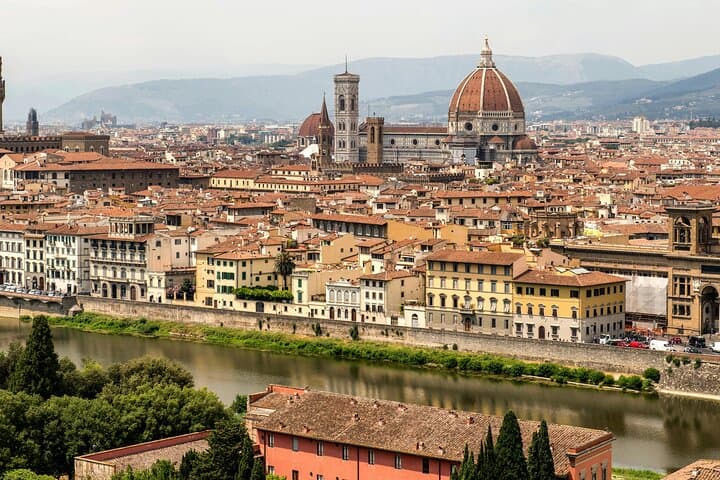 Proposal Photoshoot at Piazzale Michelangelo — Sunset & Sunrise Views in Florence photo 3