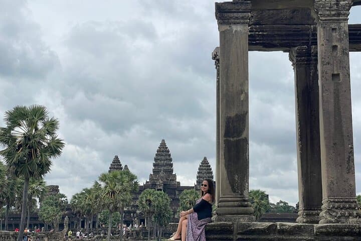 Angkor Wat Guided Tour: Full-Day Ticket, Transport & Sunset at the Temples photo 5