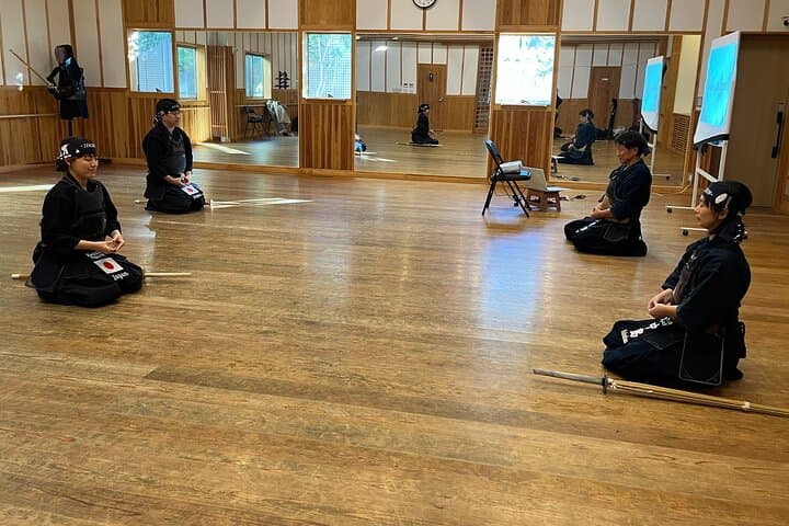 Hands-On Kendo in Saitama: Learn Sword Etiquette and Bushido photo 6