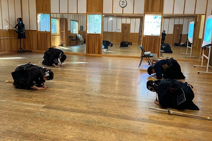 Hands-On Kendo in Saitama: Learn Sword Etiquette and Bushido photo 5
