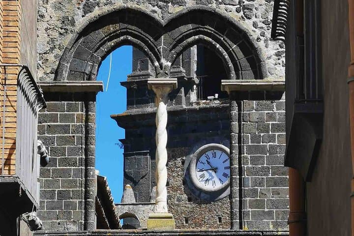 Randazzo & Etna Winery Tour — Medieval Streets and Volcanic Wines photo 2