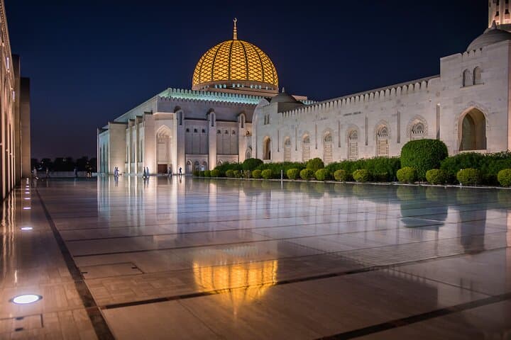 Experience Muscat’s Evening Wonders: A Private City Tour photo 3