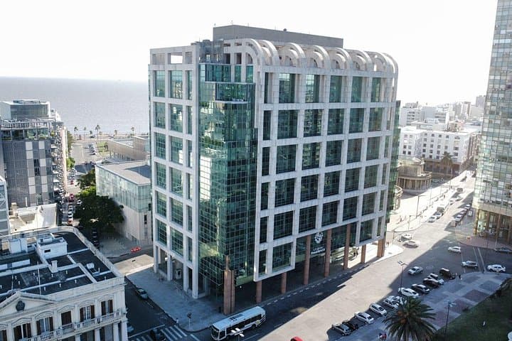 Private Have-It-Your-Way Tour in Montevideo — Custom City Drive to Prado, Cerro & Rambla photo 4