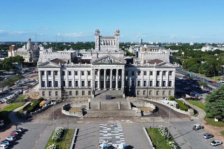 Private Have-It-Your-Way Tour in Montevideo — Custom City Drive to Prado, Cerro & Rambla photo 2