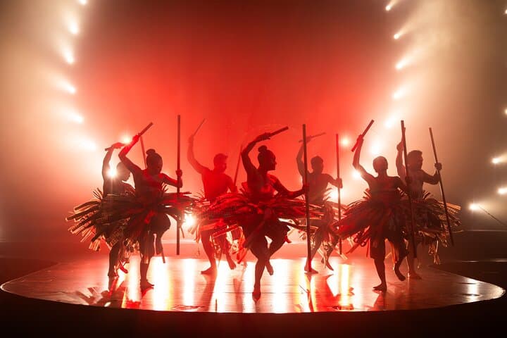 Auana by Cirque du Soleil Waikiki — Hawaiʻi-Inspired Spectacle at the Outrigger Beachcomber photo 3
