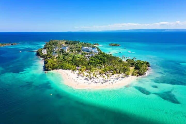 Samana Whale Watching, Cayo Levantado & El Limón Waterfalls — Full-Day from Punta Cana photo 5