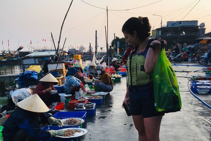 Sunrise Paddle to Lantern Town: Kayak Hoi An's Thu Bon River