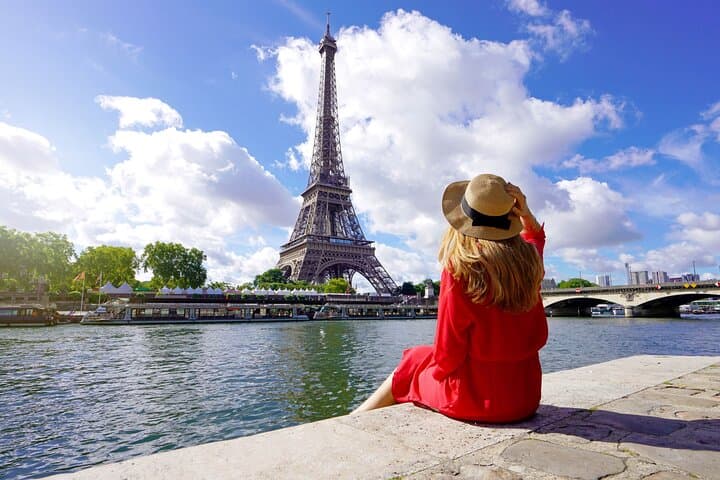 Paris All-Inclusive City Pass: Museums, Seine Cruise & Skip-the-Line Eiffel