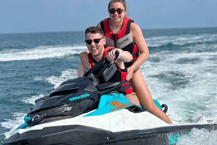 Langkawi Jet Ski Tour: Island Hopping, Eagle Watching & Free Photos