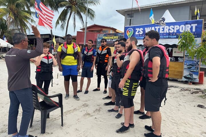Langkawi Jet Ski Tour: Island Hopping, Eagle Watching & Free Photos photo 3