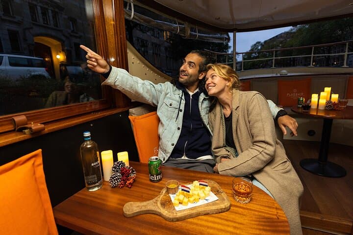 Classic Amsterdam Canal Cruise with Drinks and Dutch Cheese photo 3