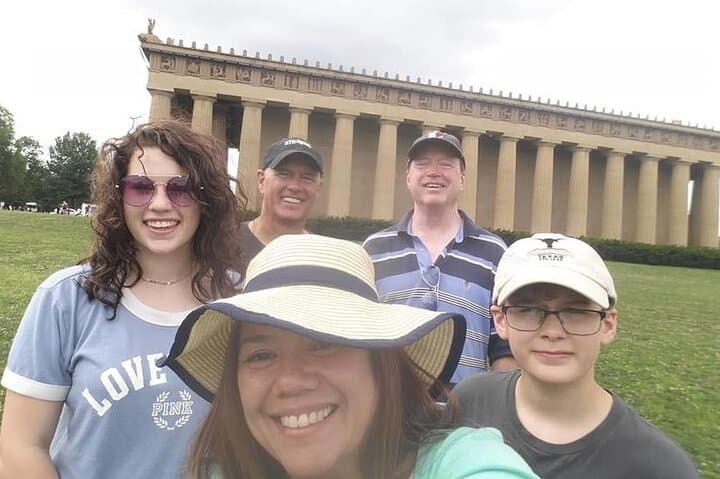 Nashville Music and History Walking Tour — Hidden Gems with a Local Guide photo 2