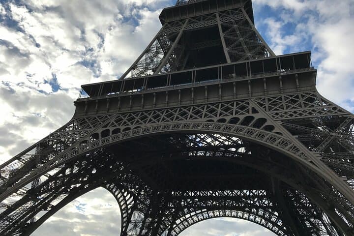 Eiffel Tower Second Floor Guided Tour: Reserved Access & Insider History photo 6