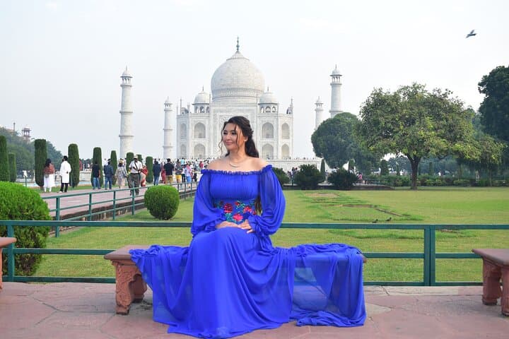 Same-Day Taj Mahal from Bangalore: Fly to Agra and Return in One Day photo 3