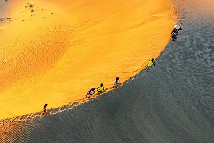 Mui Ne Sand Dunes Jeep Tour: Sunset Red & White Dunes, Fairy Stream & Fishing Village photo 2