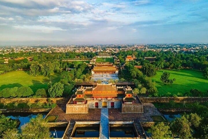 Hai Van Pass to Hue: Full-Day Scenic Drive and Imperial City Tour photo 3