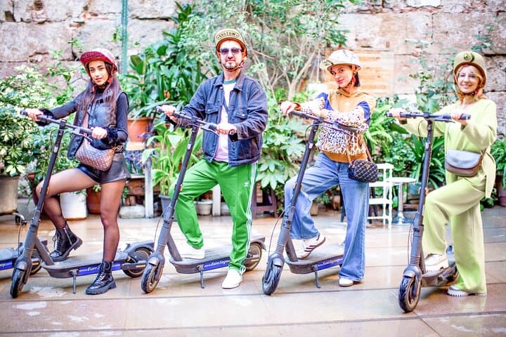 Barcelona Seaside Segway & eScooter Tour — Glide Barceloneta’s Bike Paths photo 3