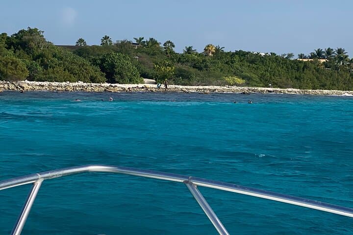 Private Luxury Two-Stop Snorkel in Bonaire National Marine Park photo 4